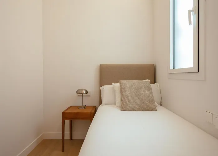 Newly Renovated Stylish Eixample - Great Location